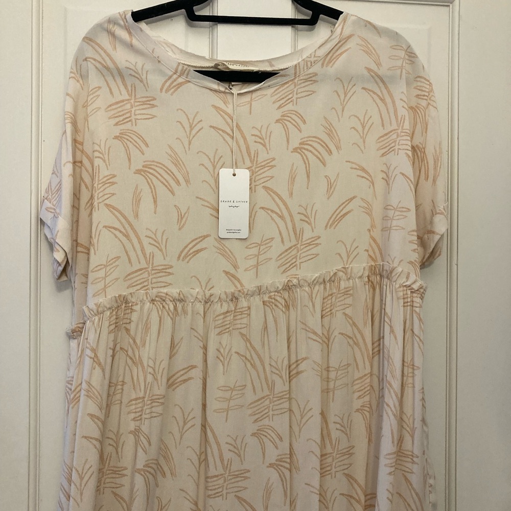 NWT with tags Oversized Leaf Print Swing Dress